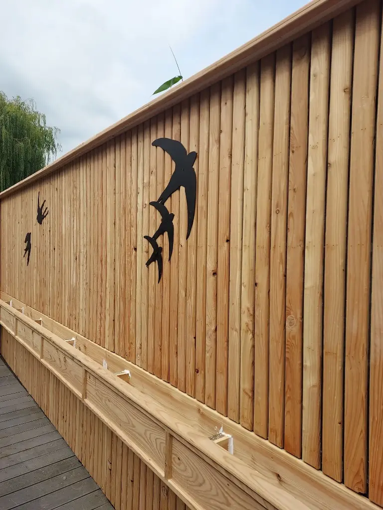 Bardage mélèze 18mm [vendu au m²] (Droit - 90°, 1 face : -3mm d'épaisseur)