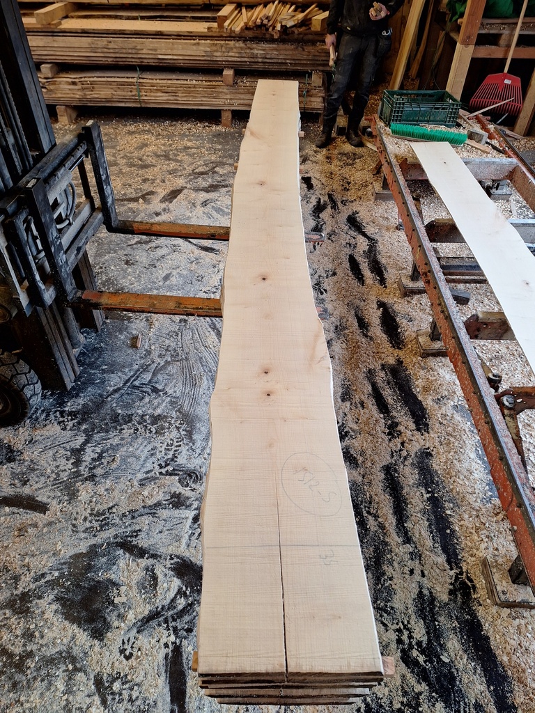 Plateau Erable 33 x 300-350 x 4110 mm de la boule 1512 - 5