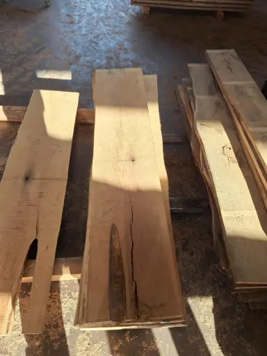 [PL-ROB-100-2] Plateau Robinier 53 x 400-410 x 1970 mm de la boule 100 - 2