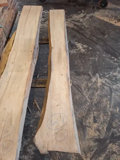 [PL-TIL-106-7] Plateau Tilleul 38 x 180-280 x 2020 mm de la boule 106 - 7