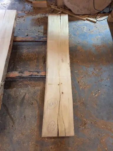 [PL-TIL-117-5] Plateau Tilleul 38 x 340-350 x 1990 mm de la boule 117 - 5