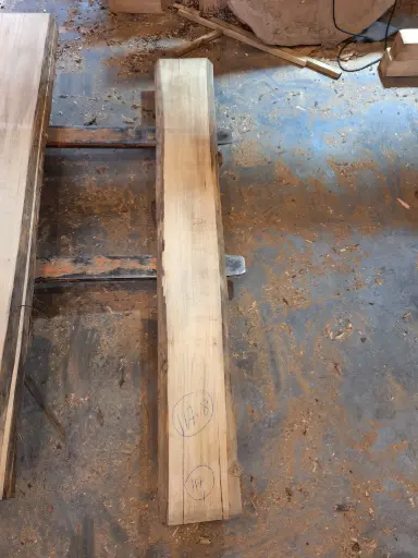 [PL-TIL-117-8] Plateau Tilleul 38 x 190-210 x 1990 mm de la boule 117 - 8