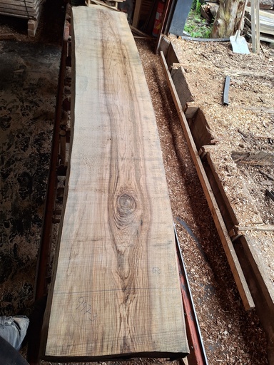 [PL-FRE-947-3] Plateau Frêne 43 x 670-710 x 3960 mm de la boule 947 - 3