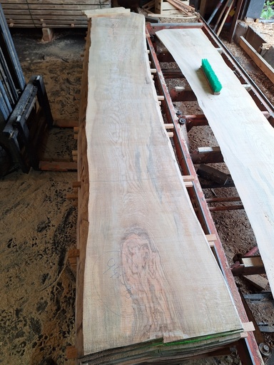 [PL-FRE-947-10] Plateau Frêne 43 x 540-640 x 3960 mm de la boule 947 - 10