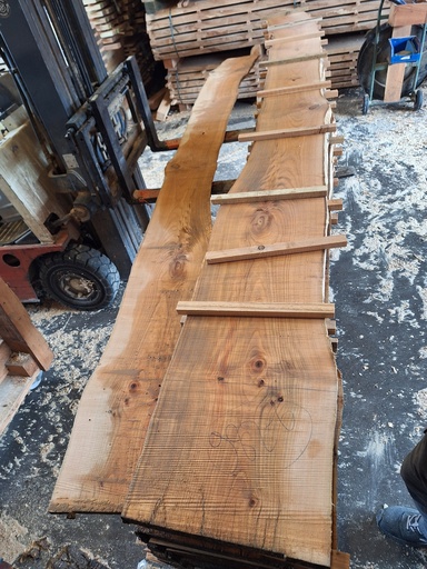 [PL-MER-982-6] Plateau Merisier 28 x 280-380 x 3980 mm de la boule 982 - 6