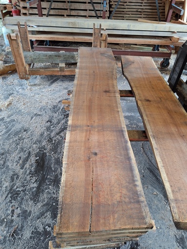 [PL-CHR-1053-5] Plateau Chêne Rouge 28 x 400-430 x 2180 mm de la boule 1053 - 5