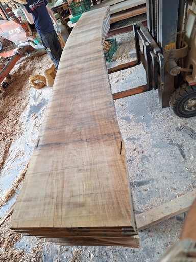 [PL-CHE-1080-6] Plateau Chêne Commun 53 x 550-690 x 4150 mm de la boule 1080 - 6